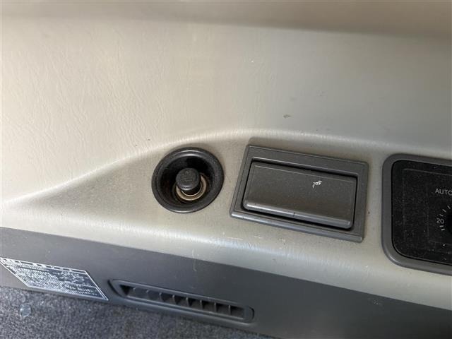 Toyota TOWNACE NOAH 2001 7569857-2