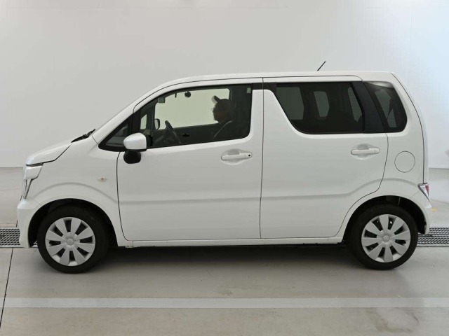 Suzuki WAGON R 2024 7564524-4