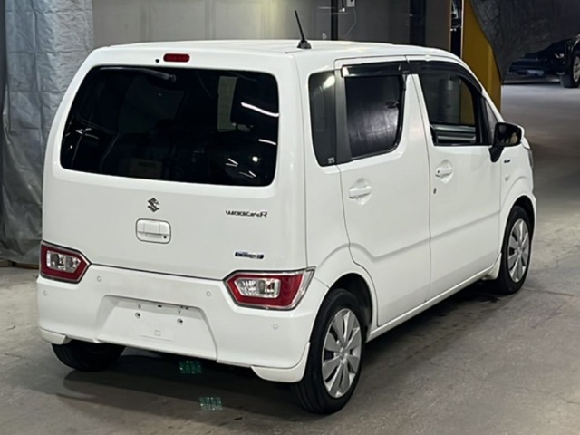 Suzuki WAGON R 2021 7564549-5