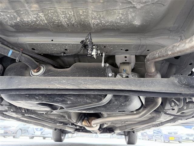 Suzuki WAGON R 2022 7564687-14