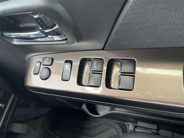 Suzuki WAGON R 2023 7564692-12
