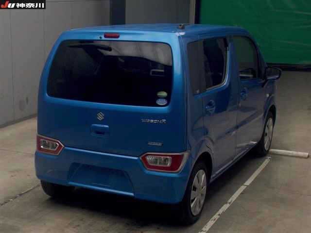 Suzuki WAGON R 2018 7564719-4