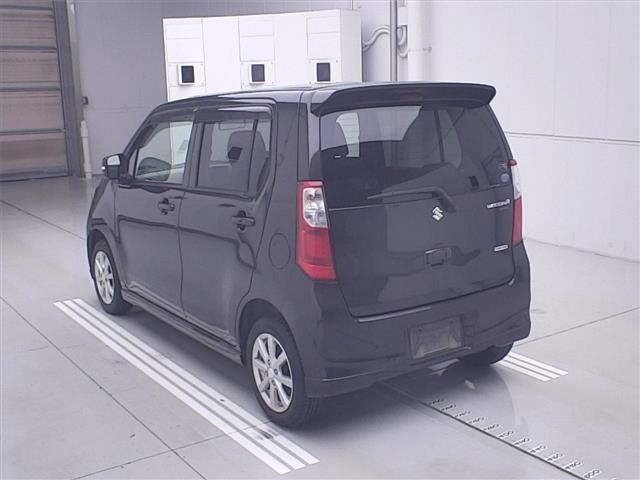 Suzuki WAGON R 2013 7564749-1
