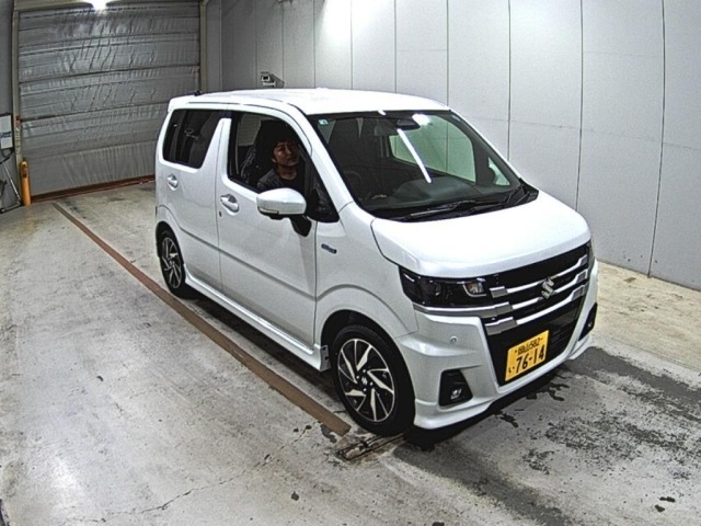 Suzuki WAGON R 2026 7564772-0
