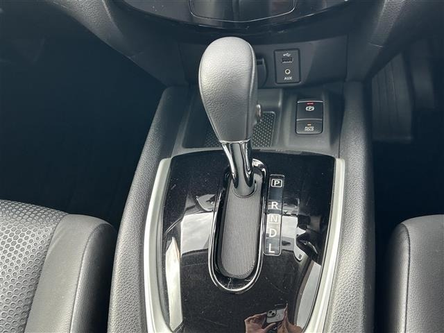 Nissan X-TRAIL 2017 7567192-19