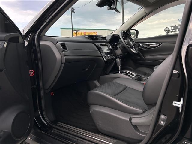 Nissan X-TRAIL 2017 7567192-4