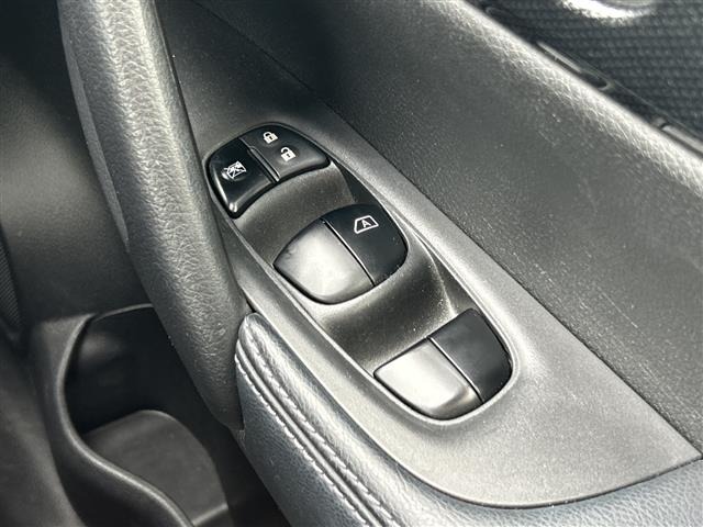 Nissan X-TRAIL 2015 7567201-4