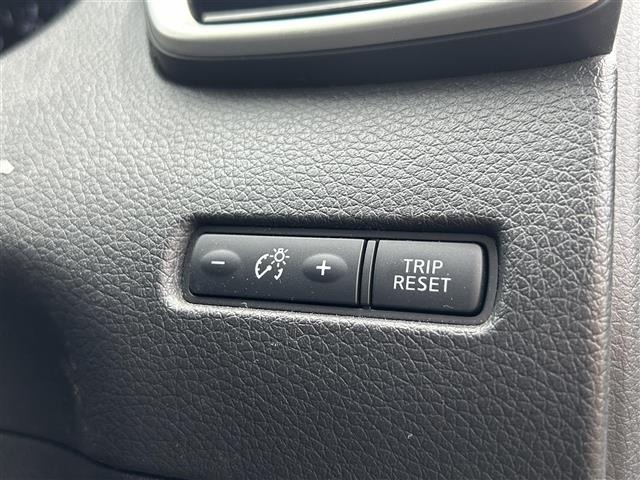 Nissan X-TRAIL 2015 7567220-21