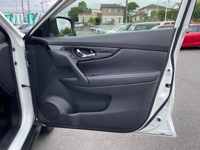 Nissan X-TRAIL 2017 7567226-10