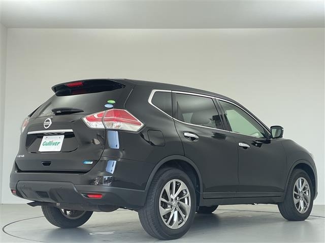 Nissan X-TRAIL 2017 7567228-2