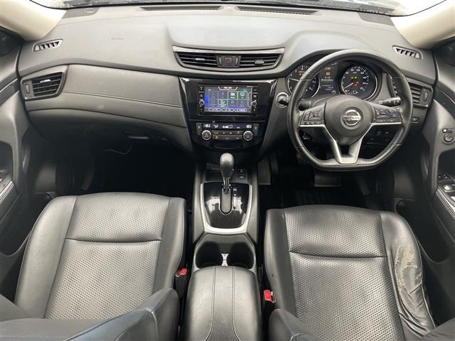 Nissan X-TRAIL 2017 7567242-10
