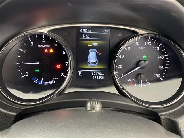 Nissan X-TRAIL 2015 7567244-16