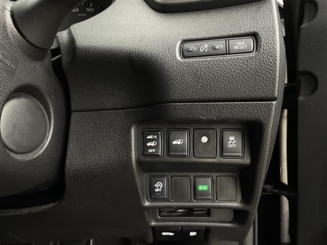 Nissan X-TRAIL 2017 7567254-10