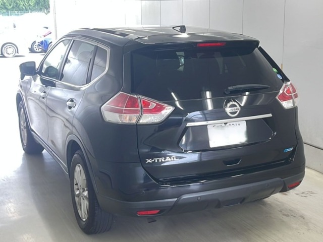 Nissan X-TRAIL 2016 7567256-1