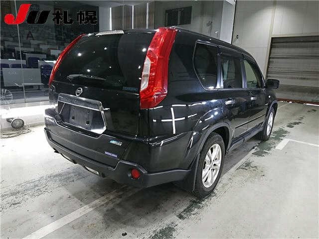 Nissan X-TRAIL 2015 7567266-1