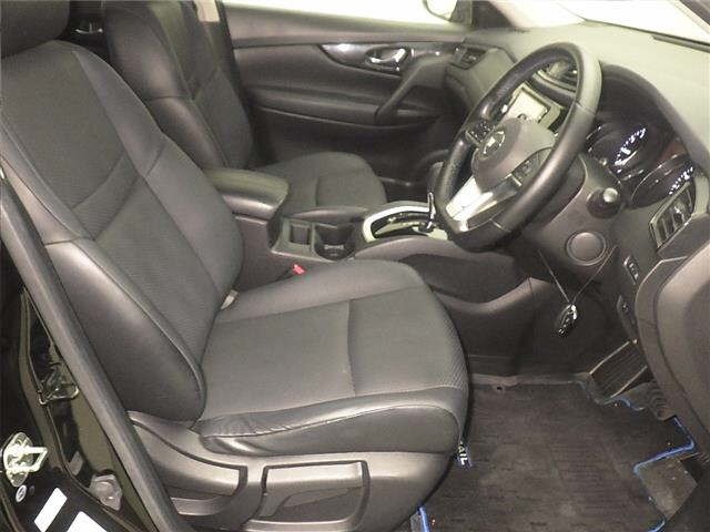 Nissan X-TRAIL 2018 7567286-5