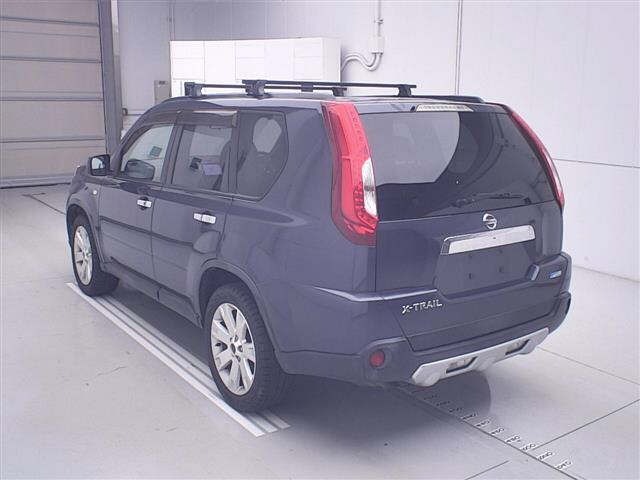 Nissan X-TRAIL 2010 7567287-1