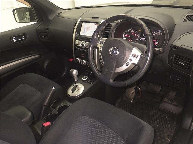 Nissan X-TRAIL 2010 7567287-3