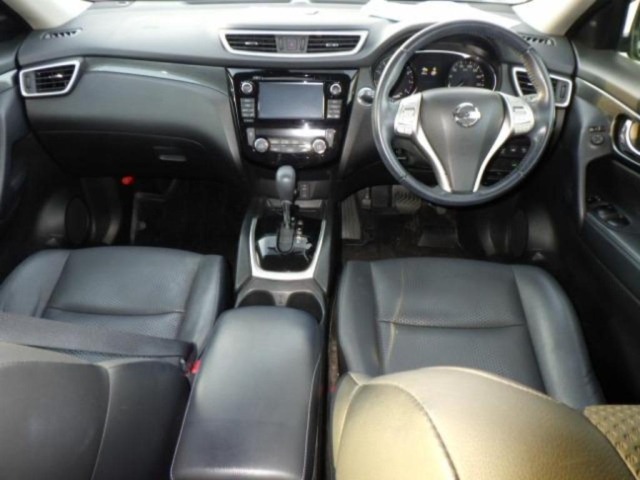 Nissan X-TRAIL 2016 7567295-3