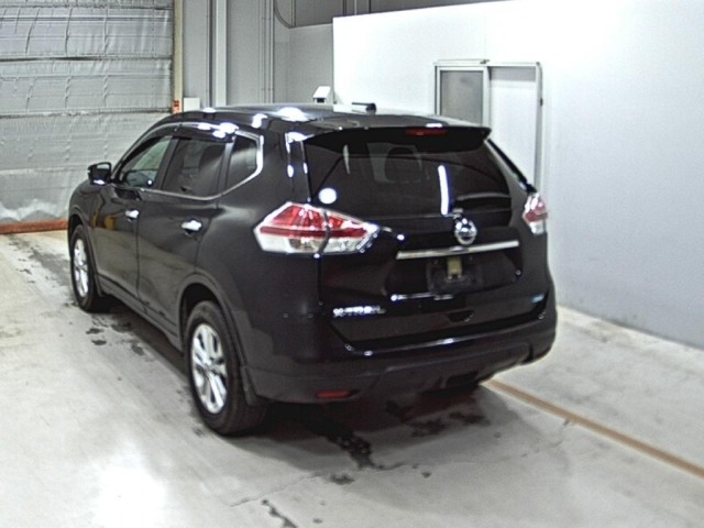 Nissan X-TRAIL 2015 7567298-1