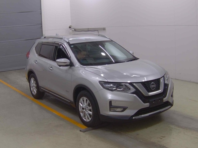 Nissan X-TRAIL 2020 7567300-0