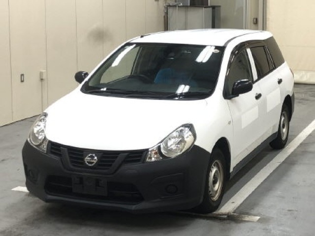 Nissan AD VAN 2021 7594758-2
