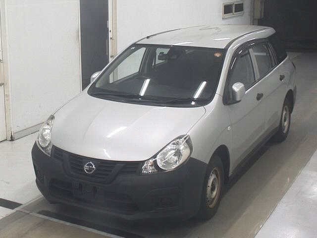 Nissan AD VAN 2021 7594766-4