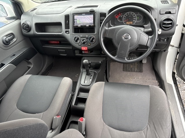 Nissan AD VAN 2018 7594767-4