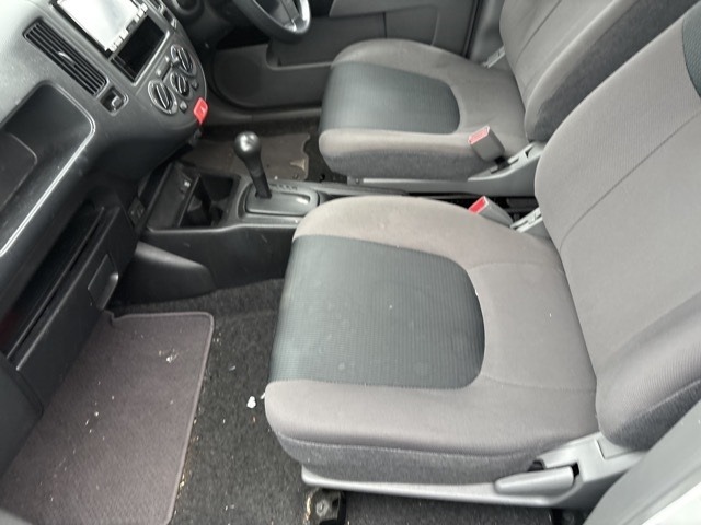 Nissan AD VAN 2018 7594767-9