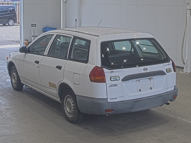 Nissan AD VAN 2000 7594769-1