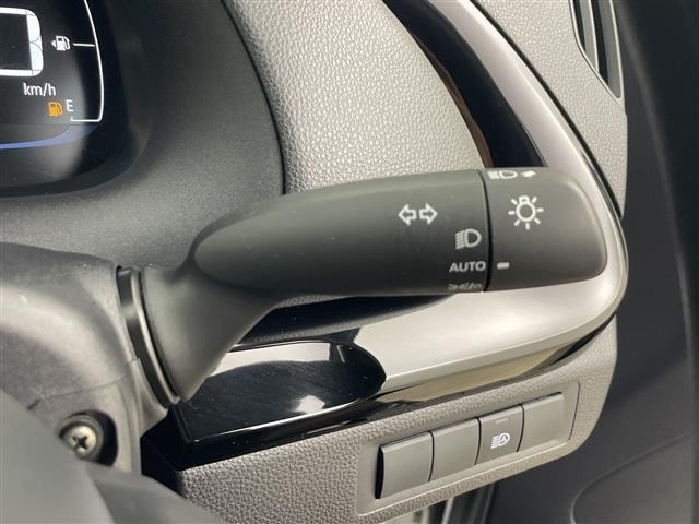 Toyota AQUA 2022 7593087-7