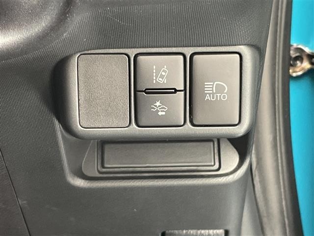 Toyota AQUA 2019 7593090-13