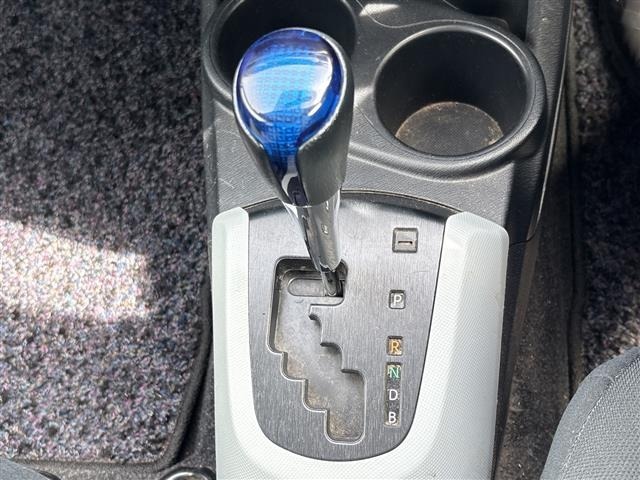 Toyota AQUA 2014 7593091-1