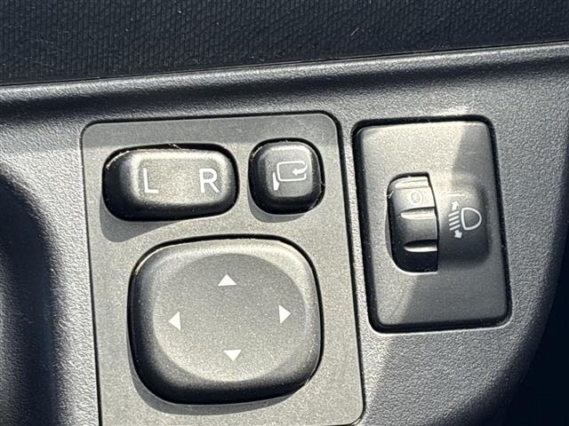 Toyota AQUA 2014 7593091-7