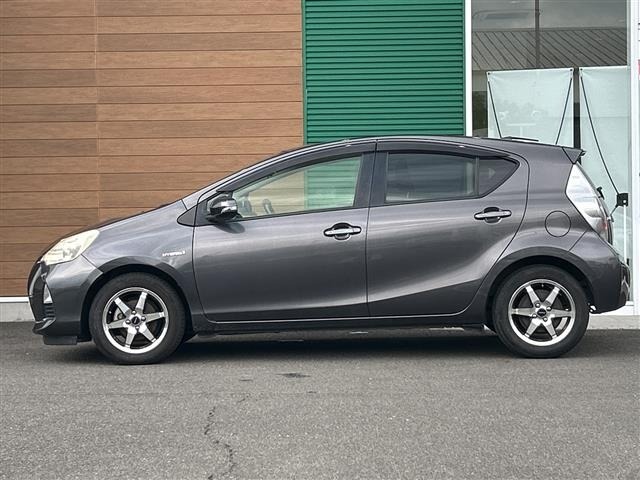 Toyota AQUA 2014 7593126-18