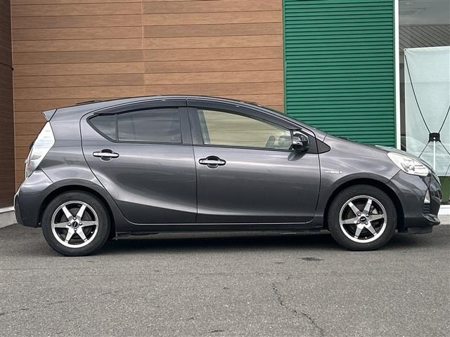 Toyota AQUA 2014 7593126-3