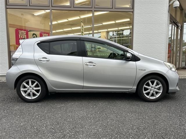 Toyota AQUA 2012 7593134-22
