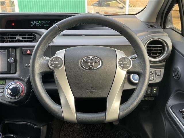 Toyota AQUA 2014 7593142-13