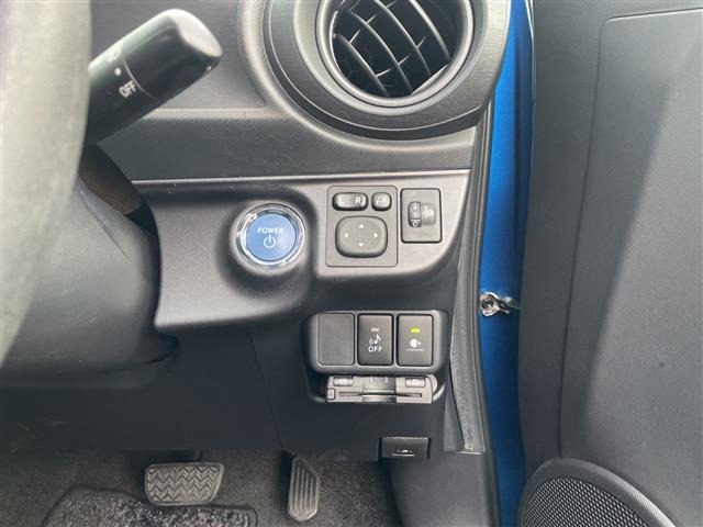 Toyota AQUA 2013 7593163-17