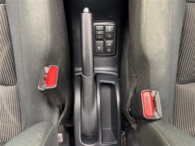 Toyota AQUA 2019 7593171-4