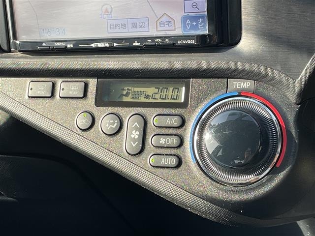 Toyota AQUA 2012 7593172-1