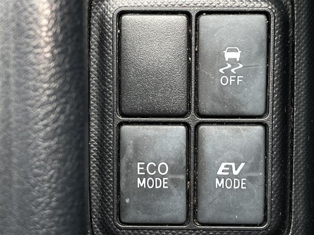 Toyota AQUA 2015 7593182-7