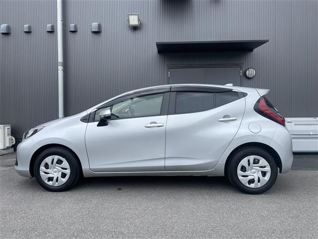 Toyota AQUA 2022 7593185-4