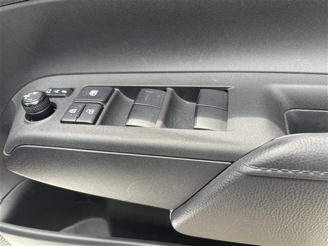 Toyota AQUA 2022 7593185-8