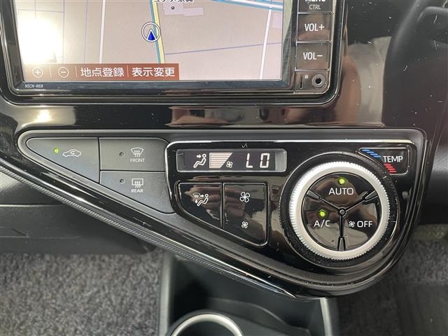 Toyota AQUA 2020 7593186-18