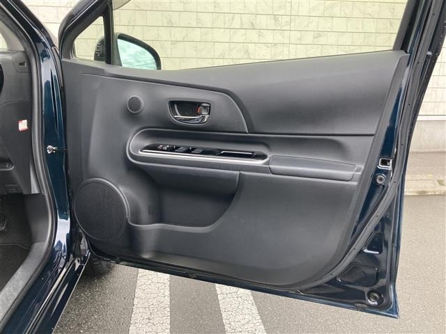 Toyota AQUA 2017 7593187-8