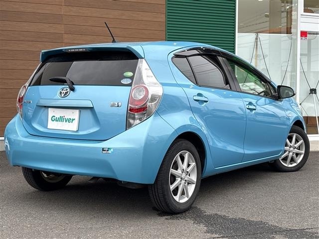 Toyota AQUA 2012 7593188-21