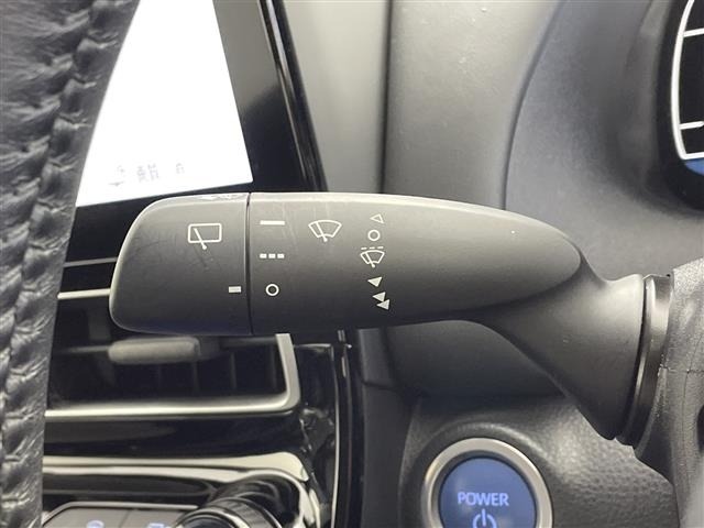 Toyota AQUA 2023 7593196-8