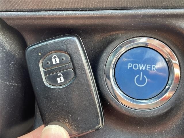 Toyota AQUA 2012 7593198-15