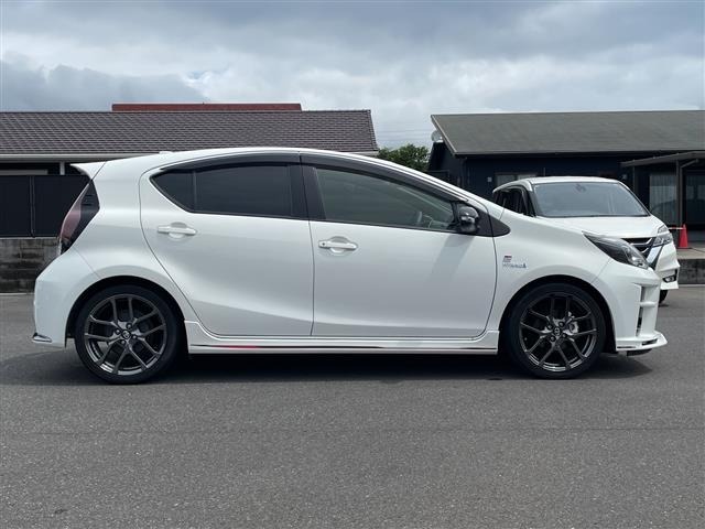 Toyota AQUA 2017 7593199-21